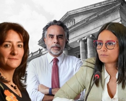 La ex ministra de Justicia, Ángela María Buitrago, el ministro de Interior Armando Benedetti, y la directora de DAPRE Angie Rodríguez. Foto: El Objetivo.