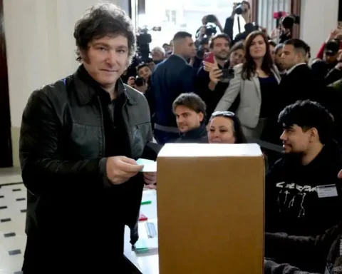 Javier Milei votó en Almagro. Foto: Prensa Presidencia de Argentina.